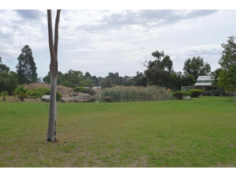 100 Dooling Road, Neergabby WA 6503