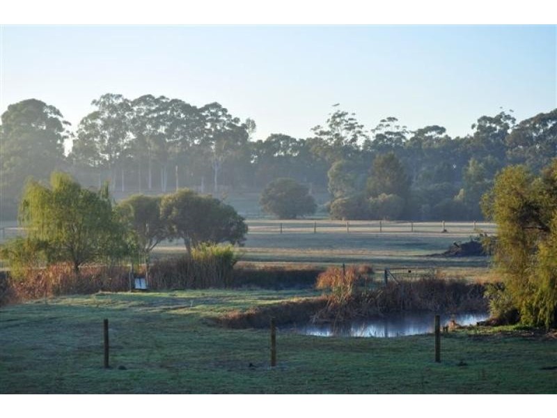 76 Fergusson Cl, West Swan WA 6055