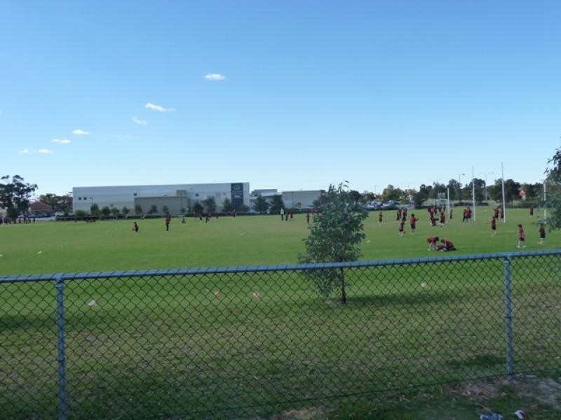 92 Houghton Dve, Carramar WA 6031