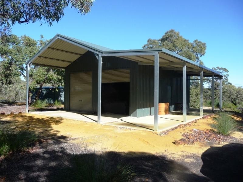 40 Pipe Lily Way, Chittering WA 6084