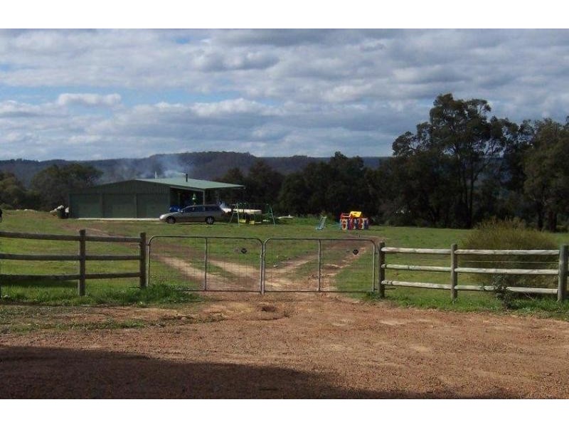 24 Heaslane Ct, Bullsbrook WA 6084