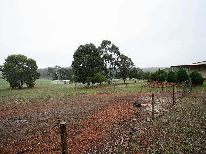 58 Bonza Place, Bindoon WA 6502