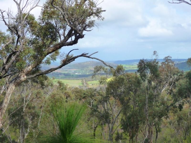 435 Wells Glover Rd, Bindoon WA 6502