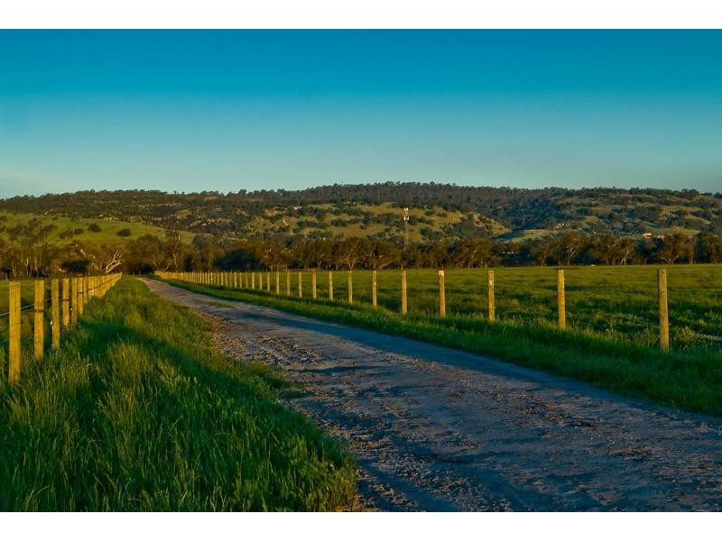 42 Stock Road, Bullsbrook WA 6084