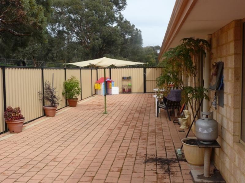 182 Ashmere Drive, Bullsbrook WA 6084