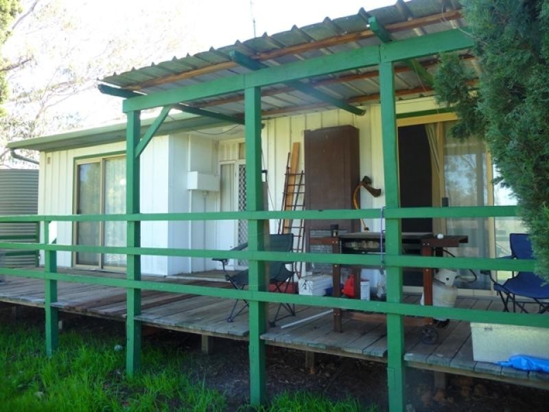 34 and 111 Chittering Valley Rd, Lower Chittering WA 6084 the real