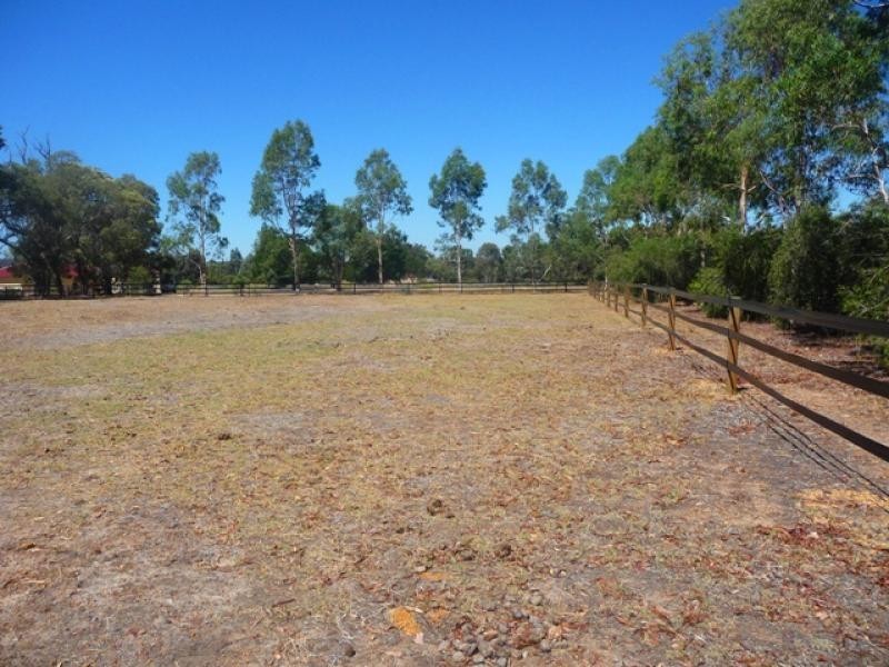 12 Ruslane Rise, Bullsbrook WA 6084