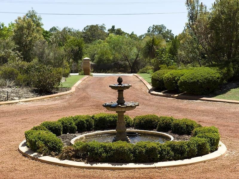 238 Vines Ave, The Vines WA 6069