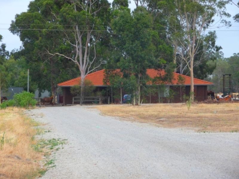 2041 Great Northern Hwy, Bullsbrook WA 6084