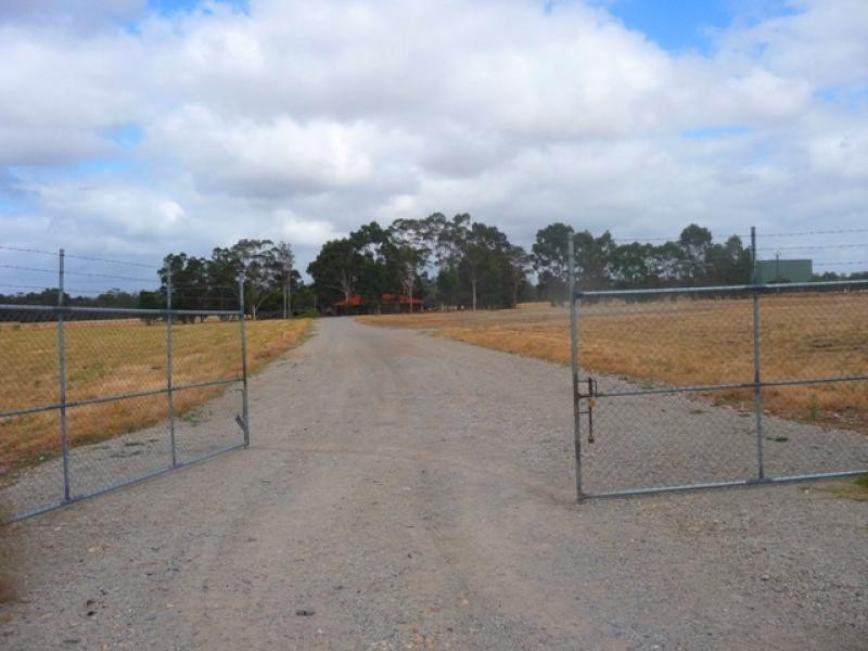 2041 Great Northern Hwy, Bullsbrook WA 6084