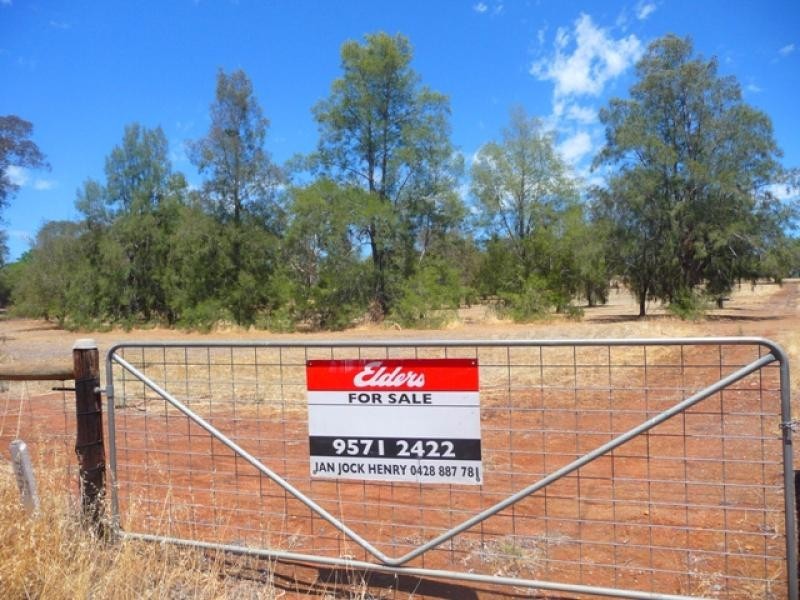 11 Clune Rd, Bindoon WA 6502