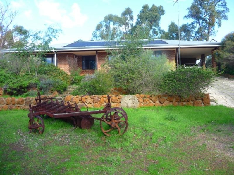 17 Rhys Rd, Bullsbrook WA 6084