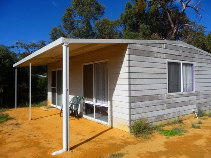 17 Rhys Rd, Bullsbrook WA 6084