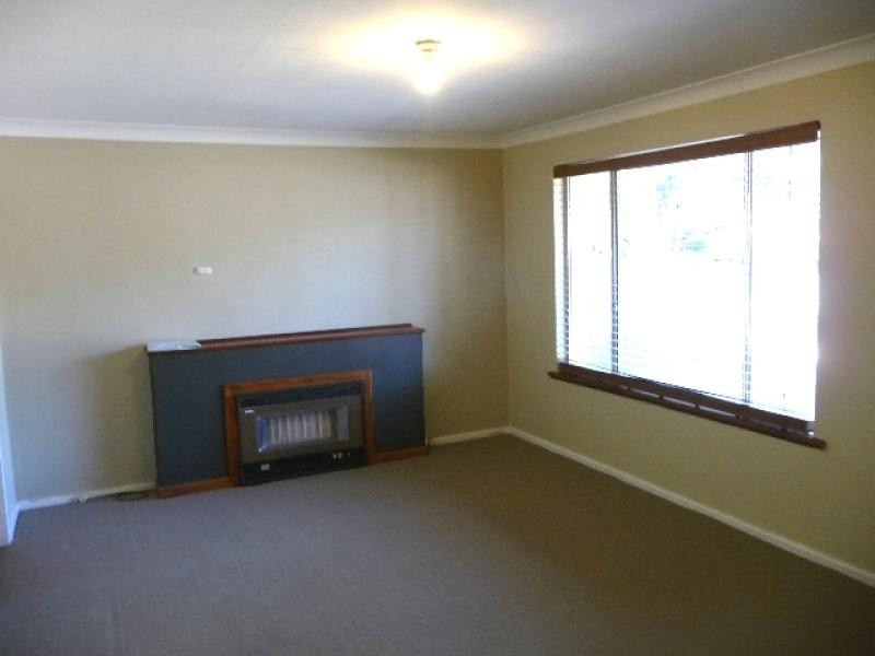 16 Sweeting St, Guildford WA 6055