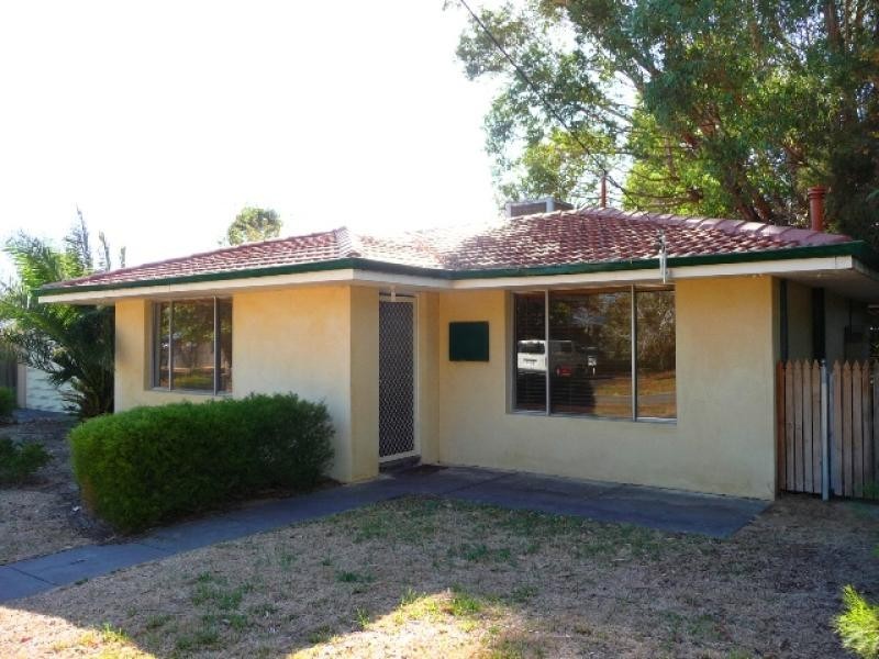 16 Sweeting St, Guildford WA 6055