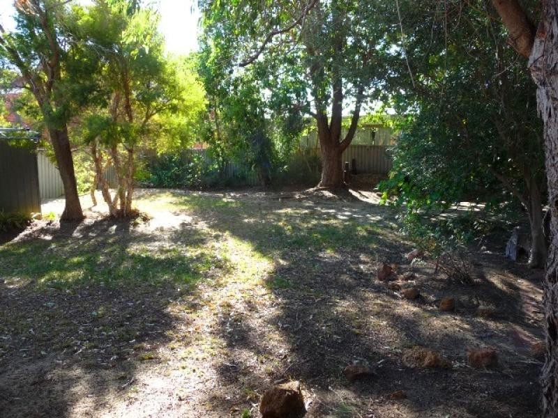 16 Sweeting St, Guildford WA 6055