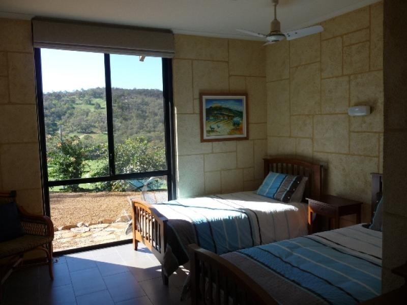 160 Chittering Valley Rd, Lower Chittering WA 6084