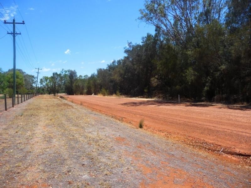 11 Clune Rd, Bindoon WA 6502