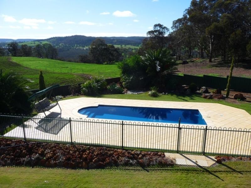 80 Teatree Rd, Bindoon WA 6502