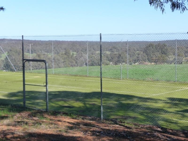 80 Teatree Rd, Bindoon WA 6502