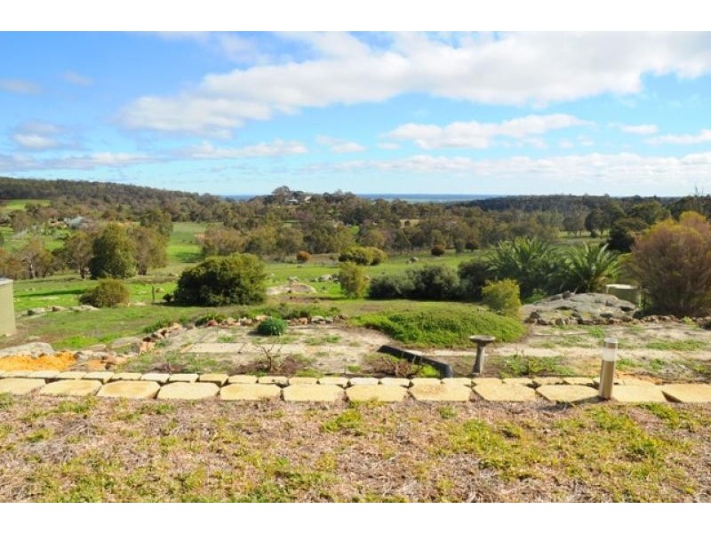 25 Evelyn Place, Bullsbrook WA 6084