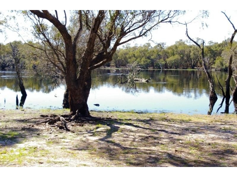 63 Muckunburra, Gingin WA 6503