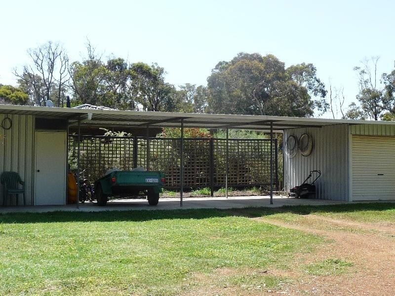 14 LINZER PLACE, Bullsbrook WA 6084
