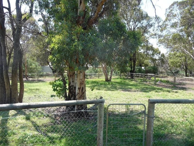 14 LINZER PLACE, Bullsbrook WA 6084