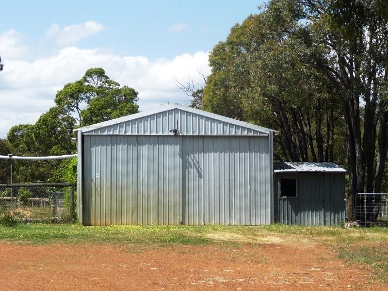 14 LINZER PLACE, Bullsbrook WA 6084