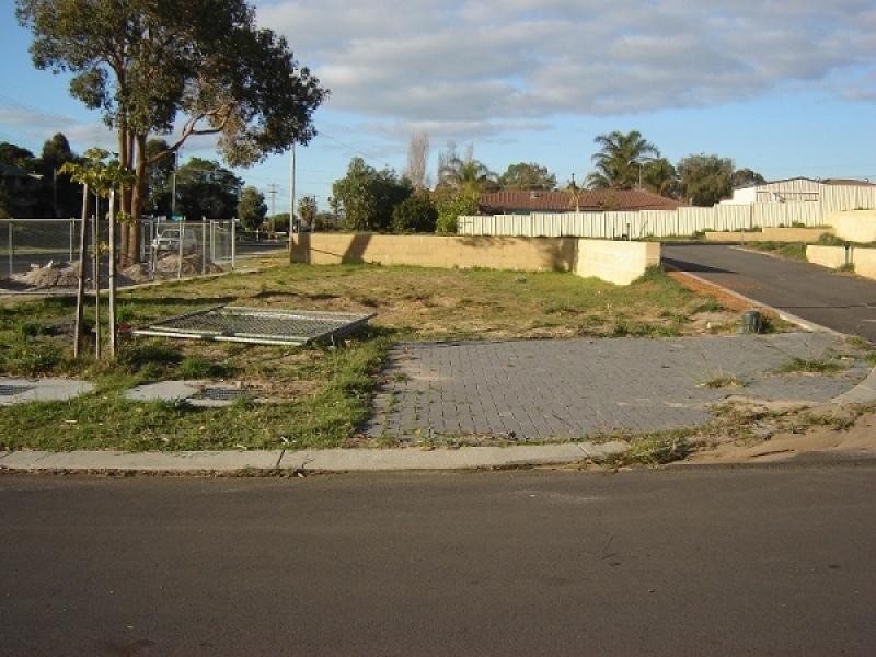 1 Heavenly Court, Australind WA 6233