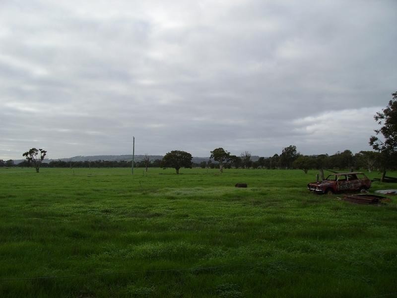 128 Leitch Road, Wokalup WA 6221
