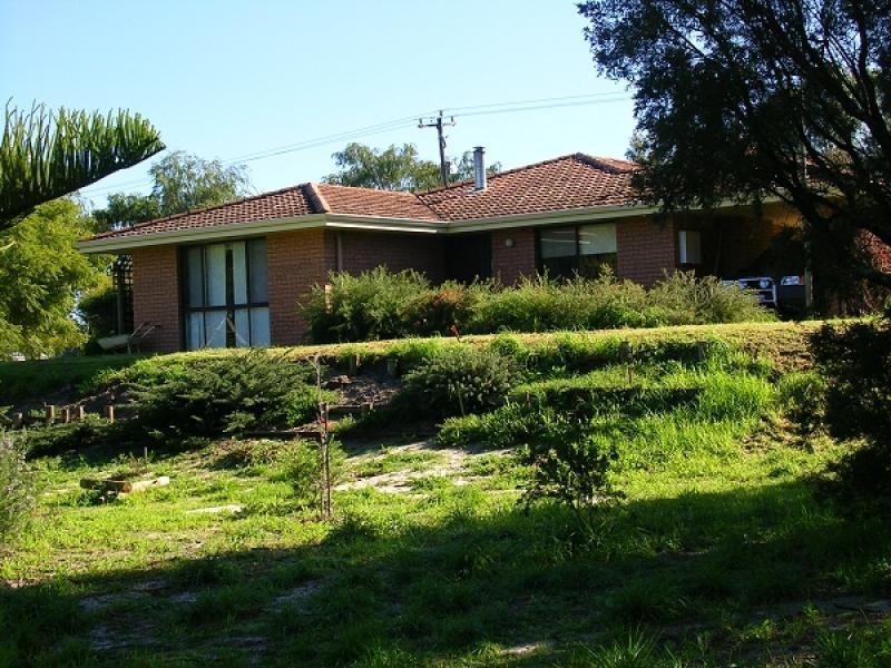 13 Sherlock Place, Harvey WA 6220