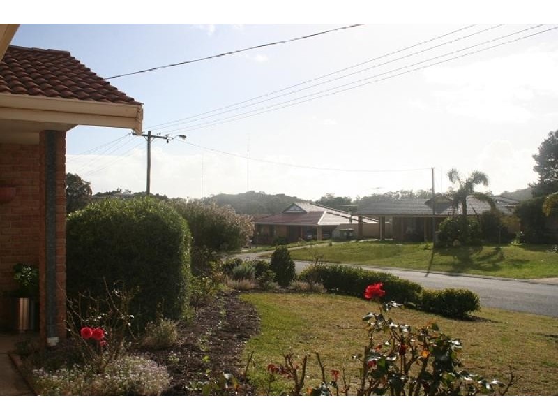 17 Whatman Way, Withers WA 6230