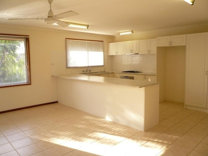 4 Francine Street, Australind WA 6233
