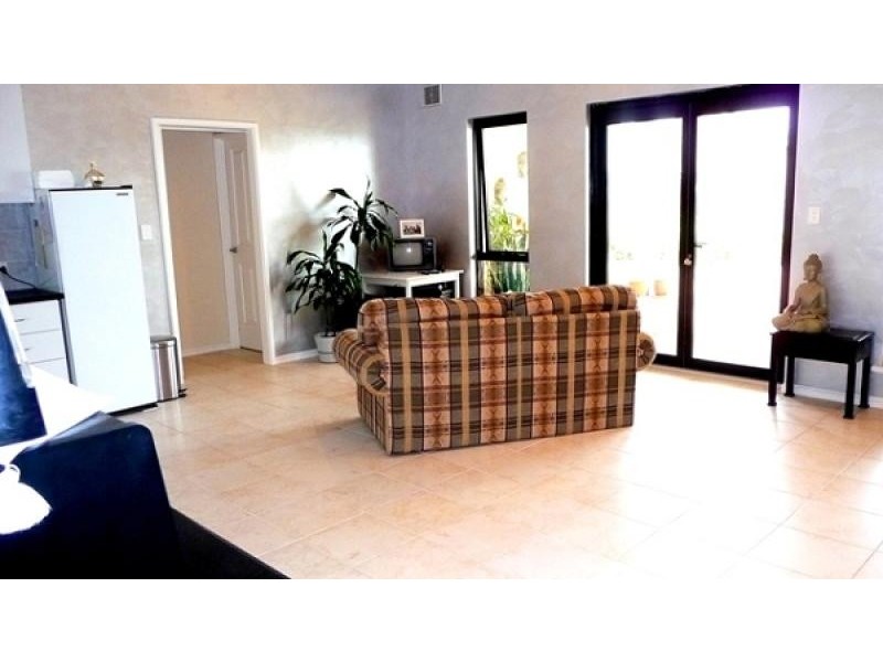 27 Marlston Drive, Marlston Hill, Bunbury WA 6230