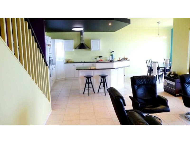 27 Marlston Drive, Marlston Hill, Bunbury WA 6230