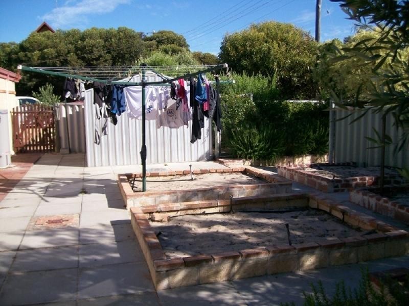 25 Burcham Drive, Binningup WA 6233