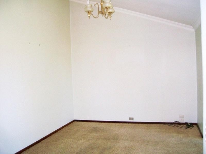 17 Clarke Street, Burekup WA 6227