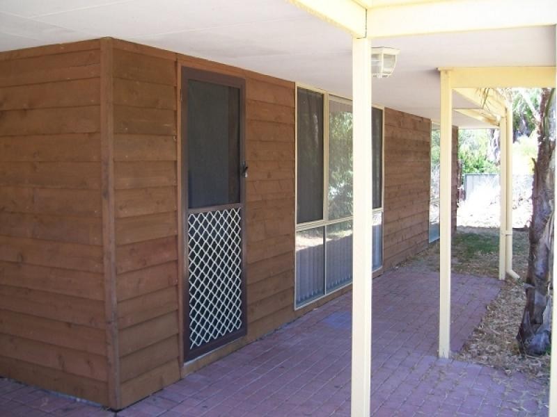 6 Burcham Drive, Binningup WA 6233