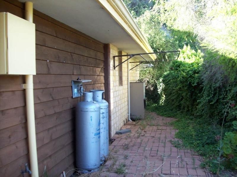 6 Burcham Drive, Binningup WA 6233