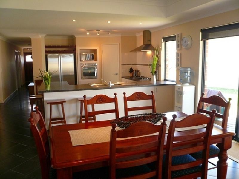 8 Wisteria Court, Bunbury WA 6230