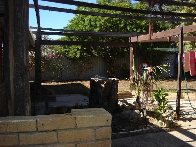 77 Hamilton Road, Eaton WA 6232