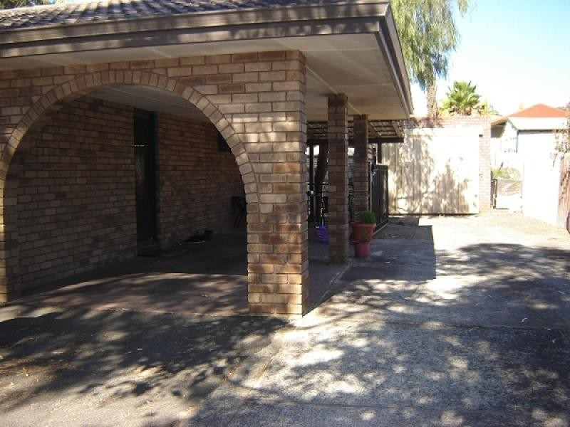 77 Hamilton Road, Eaton WA 6232