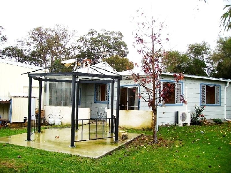 6 Wright Street, Harvey WA 6220