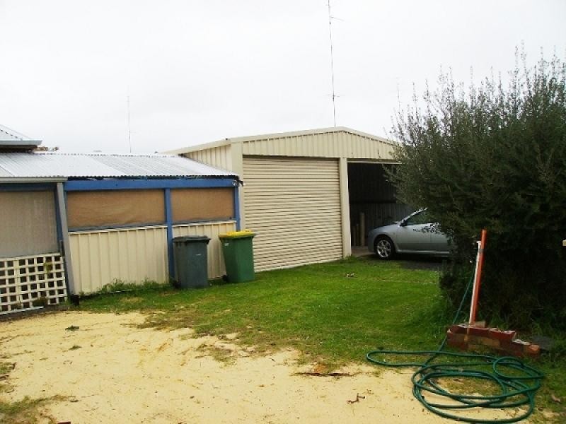 6 Wright Street, Harvey WA 6220