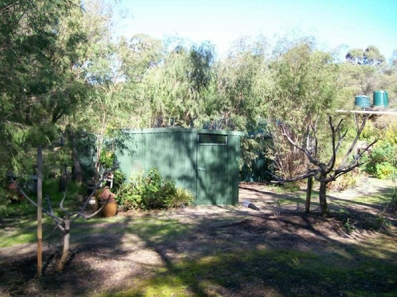 21 Mewett Drive, Stratham WA 6237