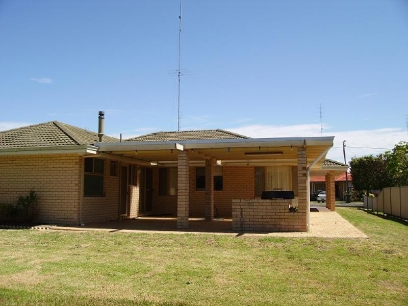 7 Sir James Avenue, Harvey WA 6220