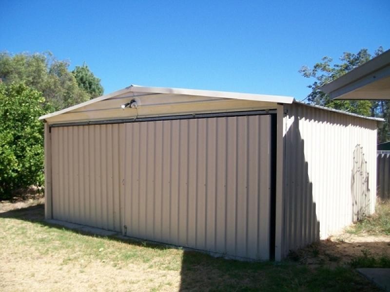 8 Kealy Street, Harvey WA 6220