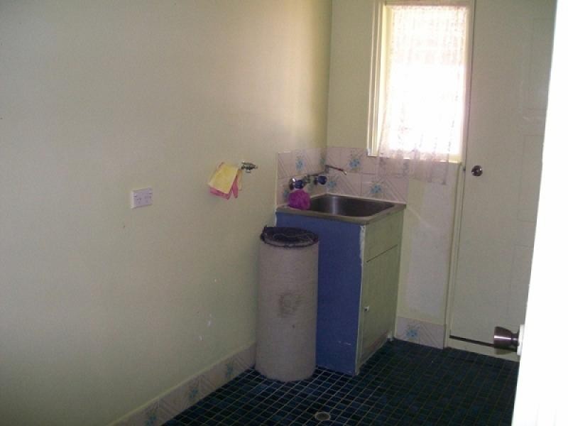 8 Kealy Street, Harvey WA 6220