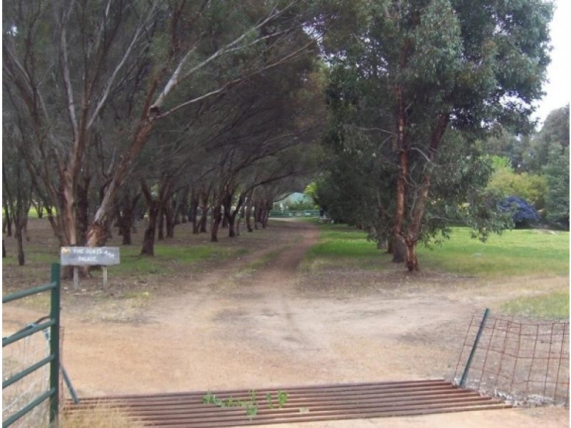 10 Lee Steere Drive, Boyup Brook WA 6244